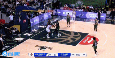 外線開炮！張鎮(zhèn)麟連中2記三分 弗格三分也有帶隊(duì)保持兩位數(shù)優(yōu)勢(shì)