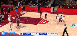 力戰(zhàn)“舊主”！哈雷爾開場連突帶投獨(dú)得4分 浙江主場漫天噓聲