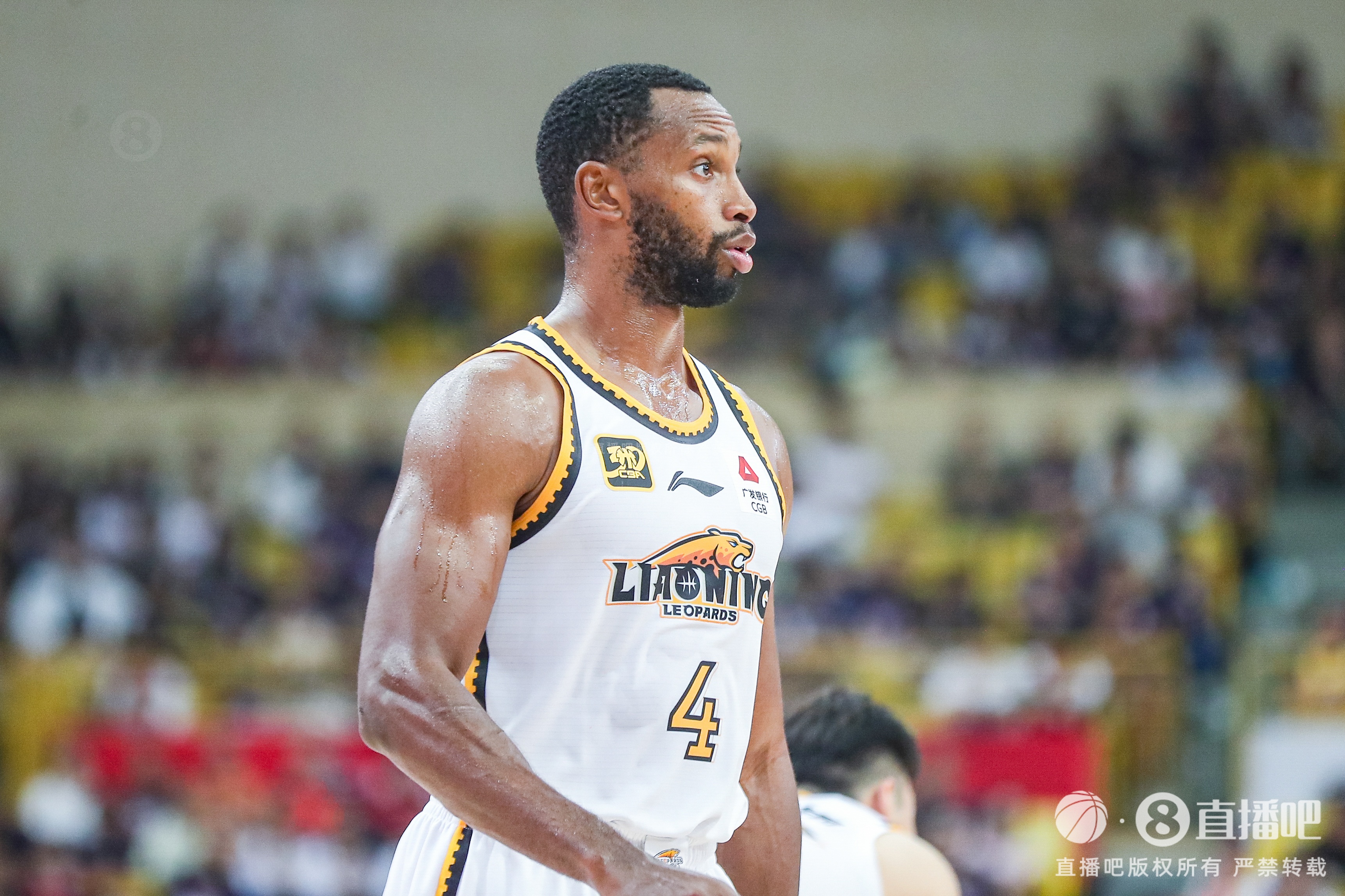 包攬球隊開場9分！弗格半場8中6砍全隊最高17分 三分2中2