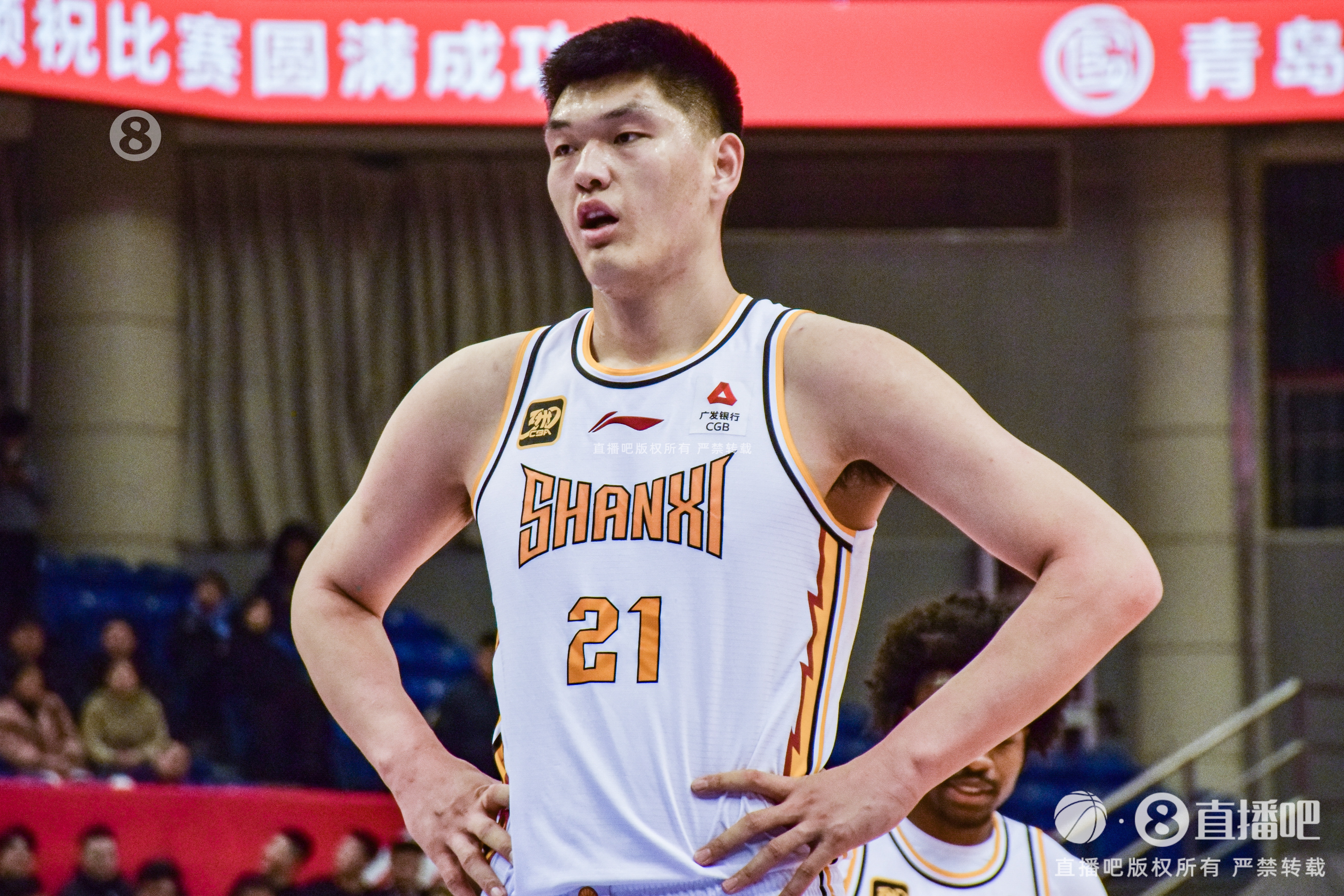進化了！劉傳興半場7中5&三分3中2 拿下12分3籃板助隊建立領先