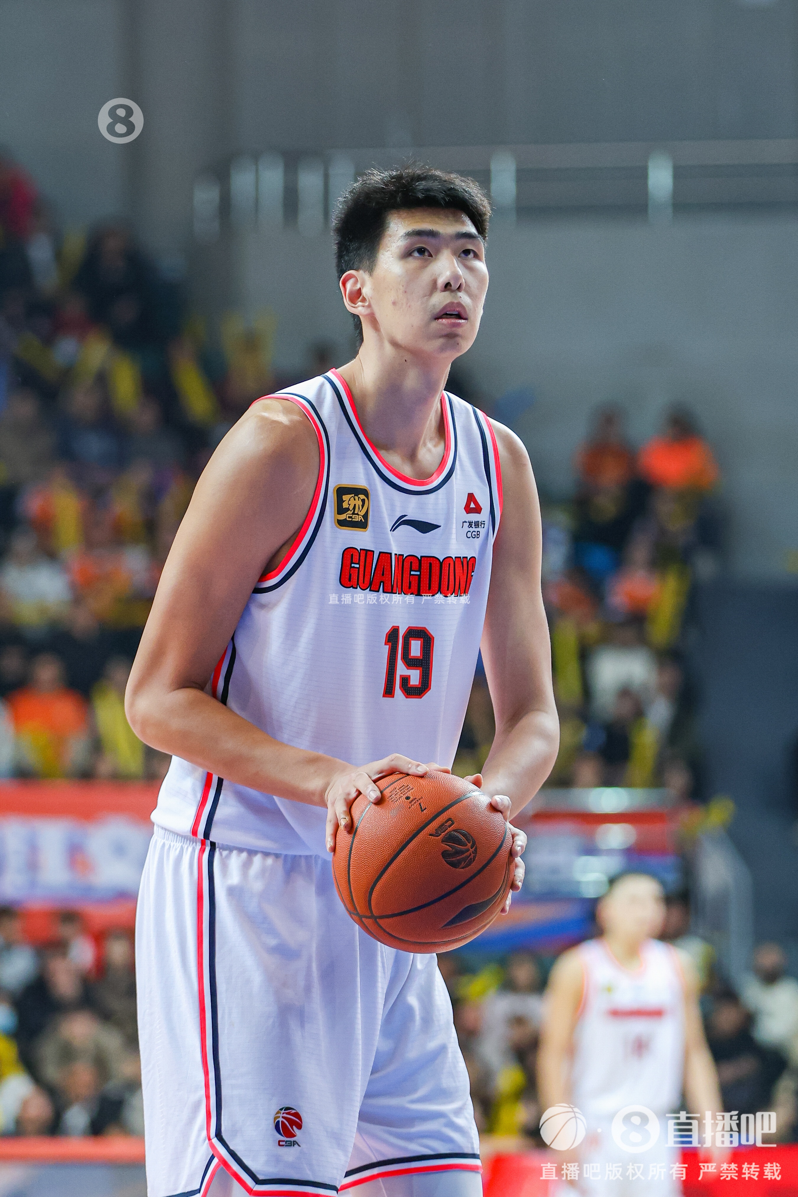 文班亞昕7中7！探長：沒想到最后時刻 徐昕壓制住了余嘉豪