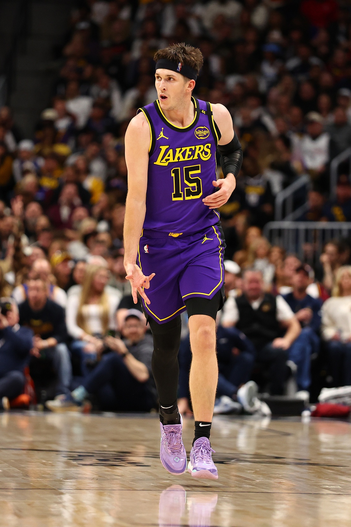 里夫斯：我們能和任何球隊(duì)競(jìng)爭 盡管沒打出最佳表現(xiàn)但我們總能贏